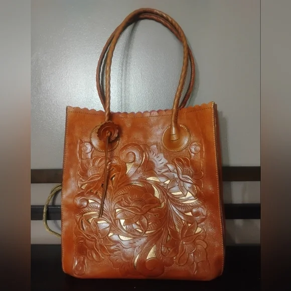 Patricia Nash Cut Out Tooling Cavo Collection Tote in Cinnamon Leather - Picture 16 of 16